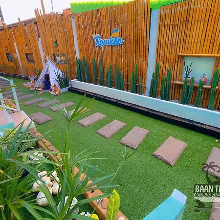 格兰岛Baan Tipsukon住宿加早餐旅馆 外观 照片